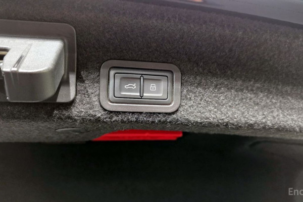 2020 Audi A6 с пробегом 109 965 км