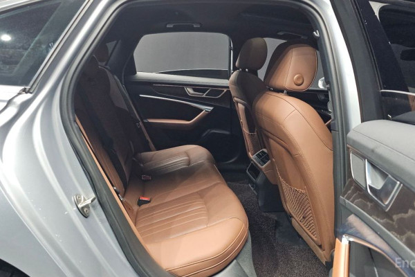 2020 Audi A6 с пробегом 142 567 км