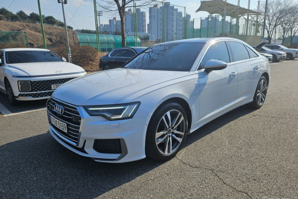 2022 Audi A6 с пробегом 80 392 км