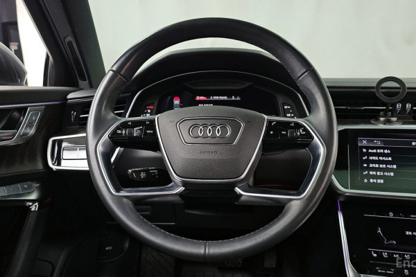 2022 Audi A6 с пробегом 56 850 км