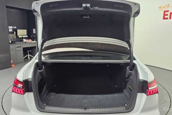 2021 Audi A6 с пробегом 93 468 км