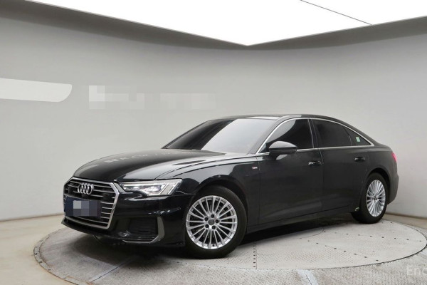 2021 Audi A6 с пробегом 79 746 км