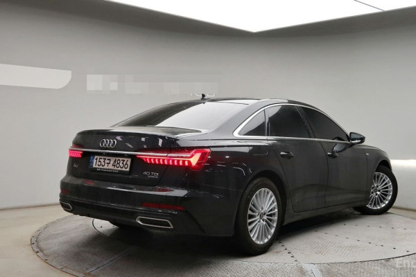 2021 Audi A6 с пробегом 79 746 км