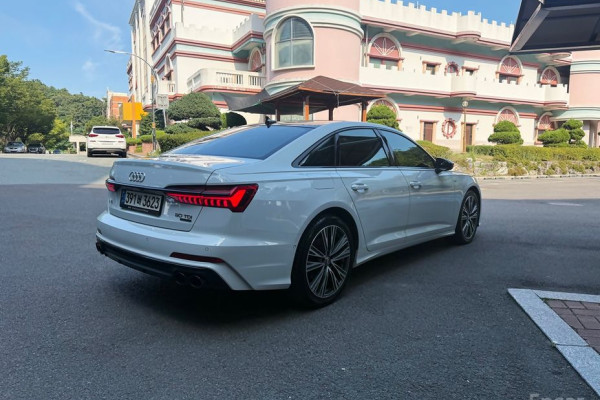 2021 Audi A6 с пробегом 80 992 км