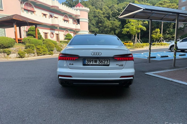 2021 Audi A6 с пробегом 80 992 км