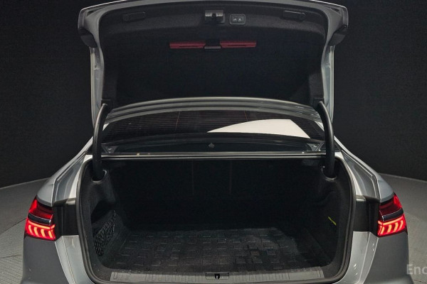 2020 Audi A6 с пробегом 142 567 км