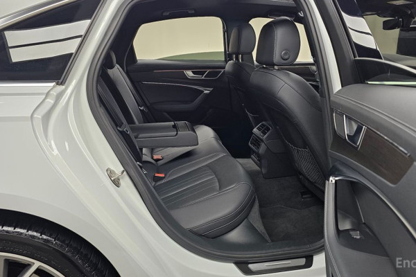 2023 Audi A6 с пробегом 70 711 км