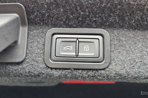 2023 Audi A6 с пробегом 70 711 км