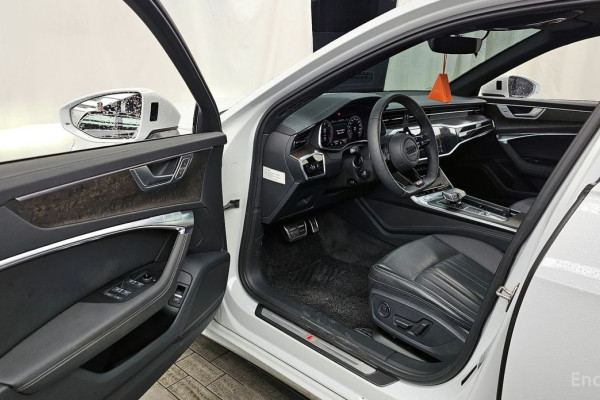 2020 Audi A6 с пробегом 104 841 км