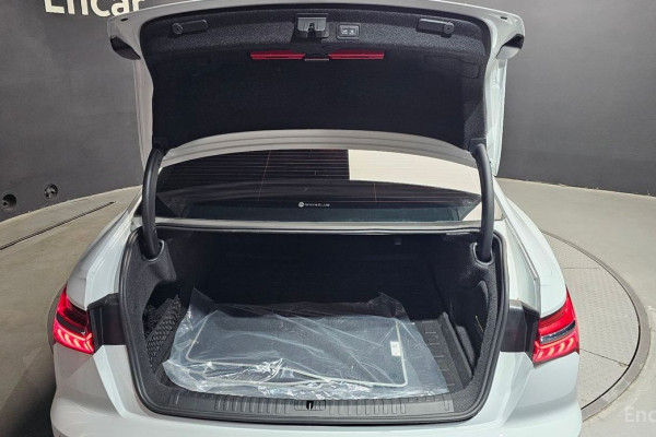 2022 Audi A6 с пробегом 44 406 км