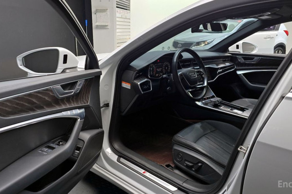 2023 Audi A6 с пробегом 63 783 км