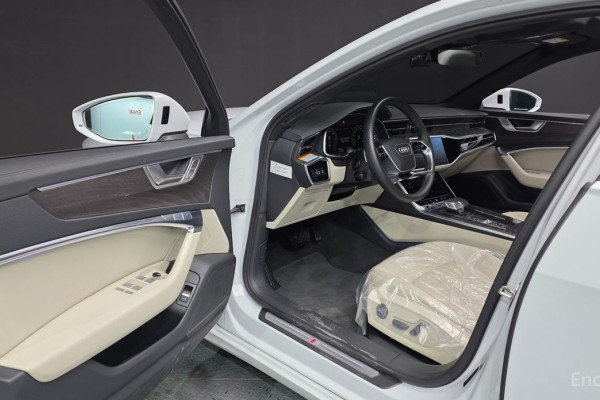 2022 Audi A6 с пробегом 56 683 км