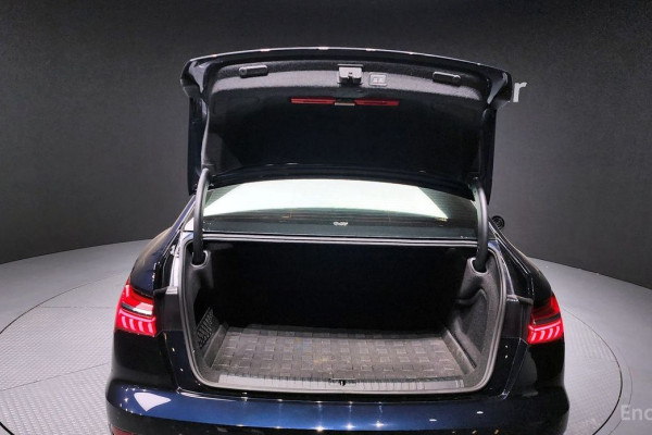 2021 Audi A6 с пробегом 54 045 км