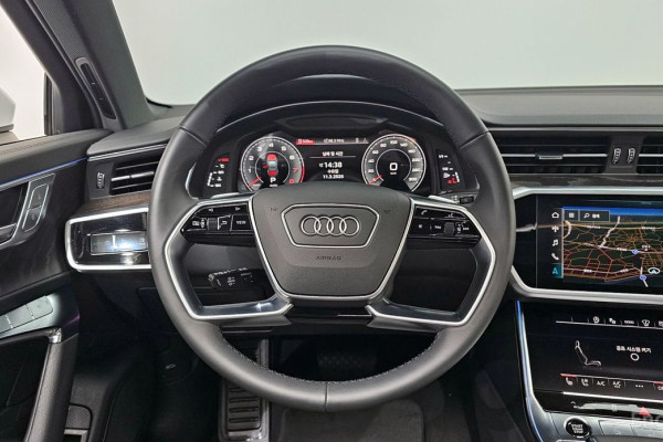 2023 Audi A6 с пробегом 3 294 км