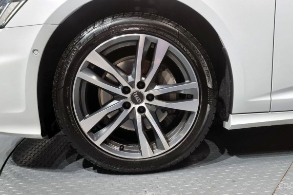 2022 Audi A6 с пробегом 30 346 км