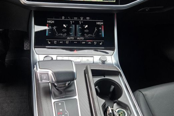 2022 Audi A6 с пробегом 46 000 км