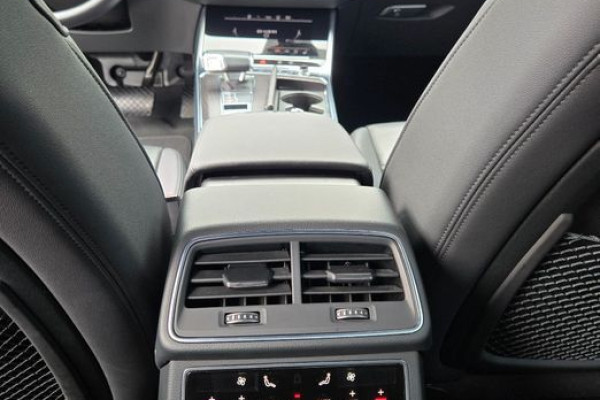 2022 Audi A6 с пробегом 46 000 км