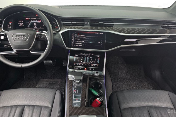 2023 Audi A6 с пробегом 30 583 км