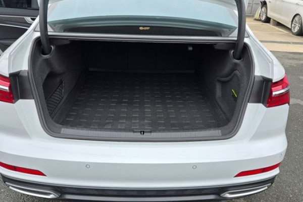 2022 Audi A6 с пробегом 46 000 км