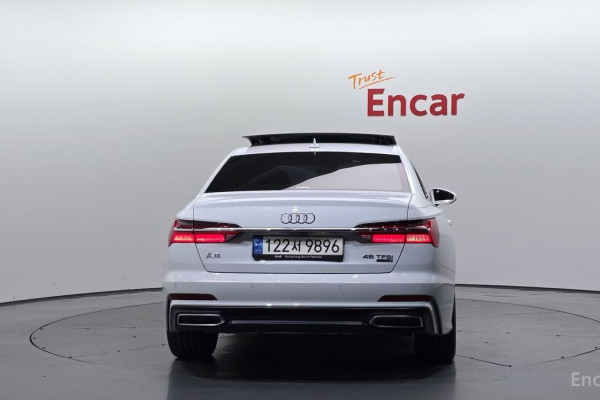 2022 Audi A6 с пробегом 63 301 км