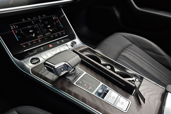 2022 Audi A6 с пробегом 25 991 км