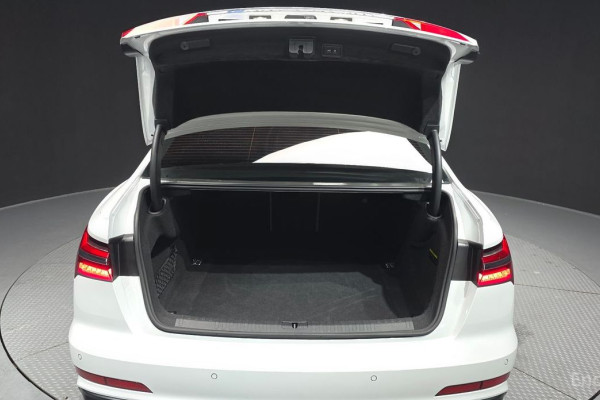 2023 Audi A6 с пробегом 25 968 км