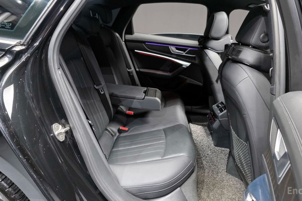 2022 Audi A6 с пробегом 74 076 км