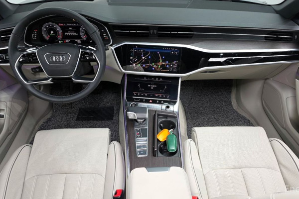 2025 Audi A6 с пробегом 8 957 км