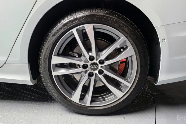 2023 Audi A6 с пробегом 8 967 км