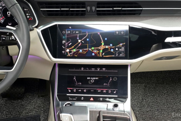 2025 Audi A6 с пробегом 8 957 км