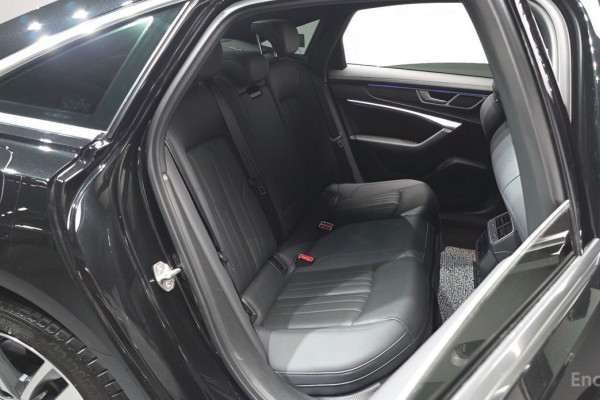 2021 Audi A6 с пробегом 45 419 км