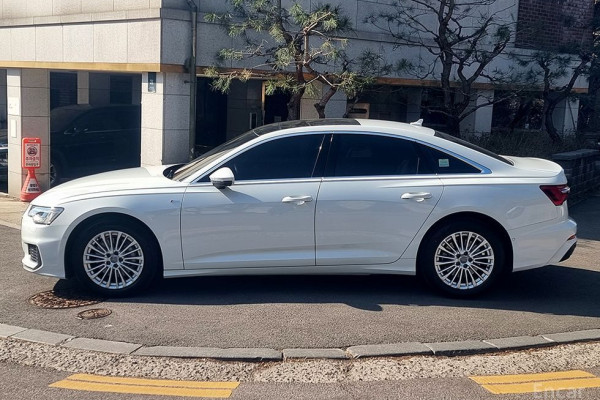 2021 Audi A6 с пробегом 69 900 км