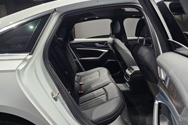 2021 Audi A6 с пробегом 36 649 км