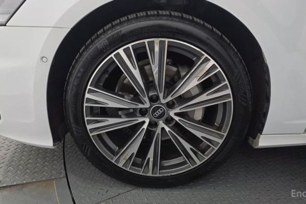 2023 Audi A6 с пробегом 52 651 км