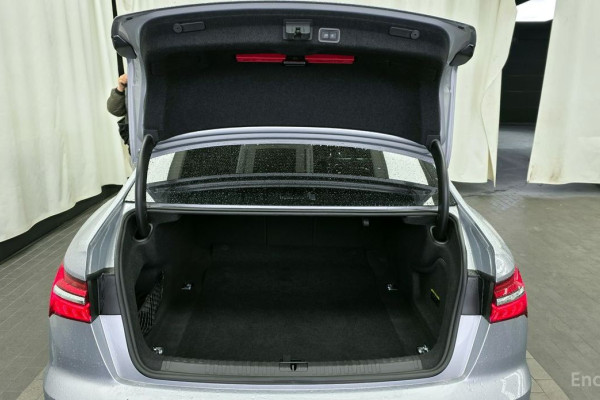 2021 Audi A6 с пробегом 128 363 км