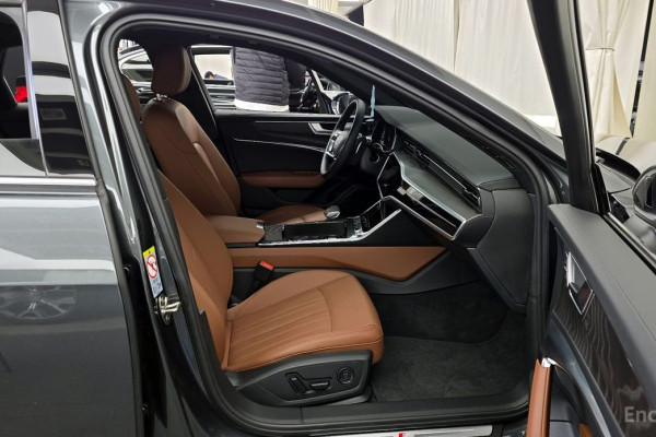 2023 Audi A6 с пробегом 33 695 км
