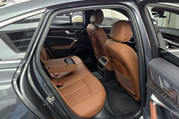 2023 Audi A6 с пробегом 33 695 км