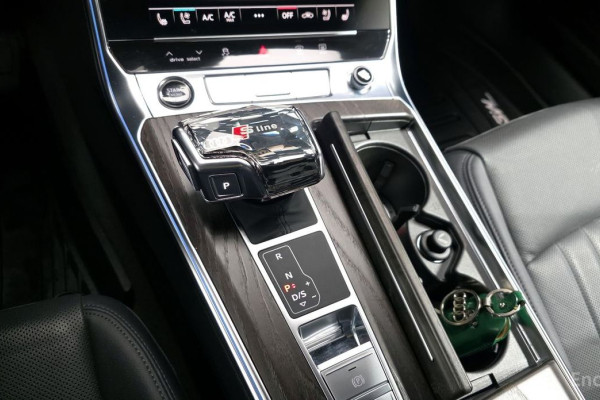 2023 Audi A6 с пробегом 30 307 км