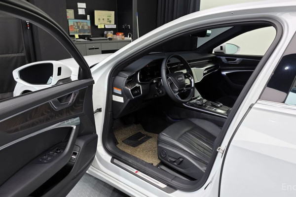 2021 Audi A6 с пробегом 99 042 км