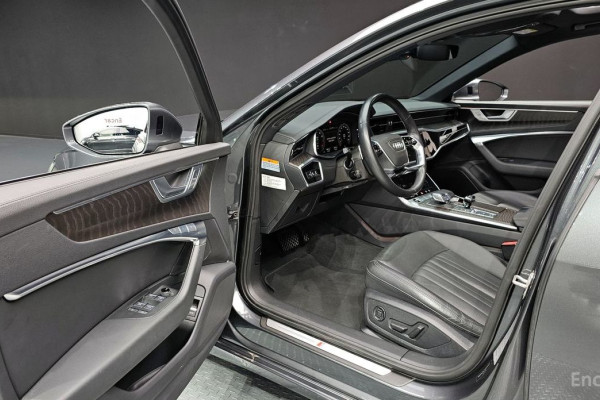 2022 Audi A6 с пробегом 89 014 км