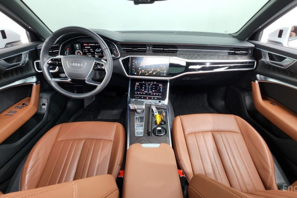 2023 Audi A6 с пробегом 38 888 км