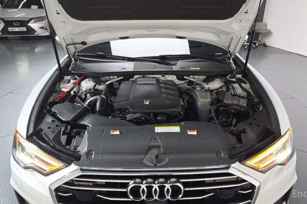 2021 Audi A6 с пробегом 44 563 км