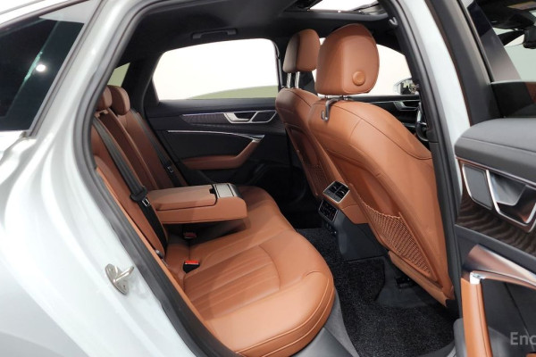 2023 Audi A6 с пробегом 38 888 км