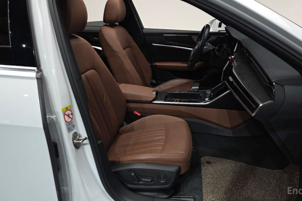 2021 Audi A6 с пробегом 44 563 км