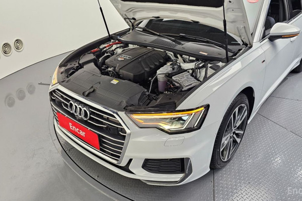 2022 Audi A6 с пробегом 12 645 км