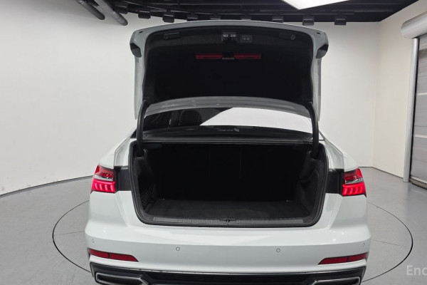 2021 Audi A6 с пробегом 48 023 км