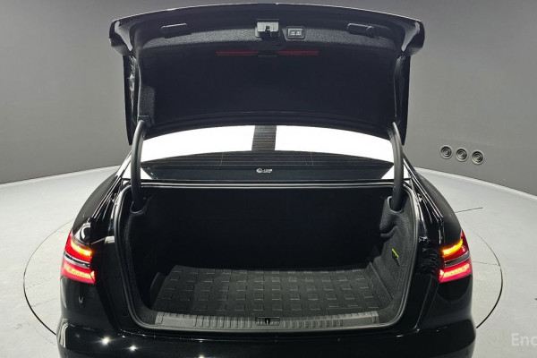 2022 Audi A6 с пробегом 45 078 км