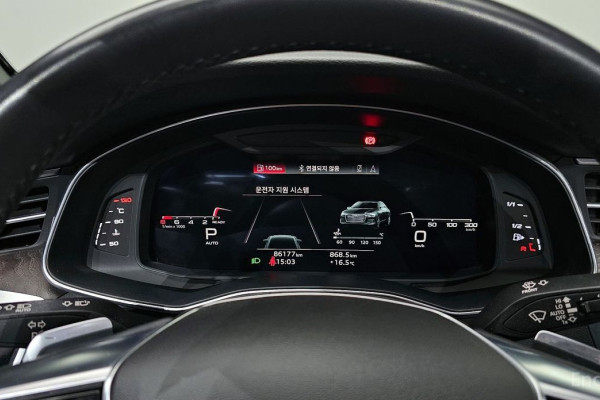 2022 Audi A6 с пробегом 86 177 км