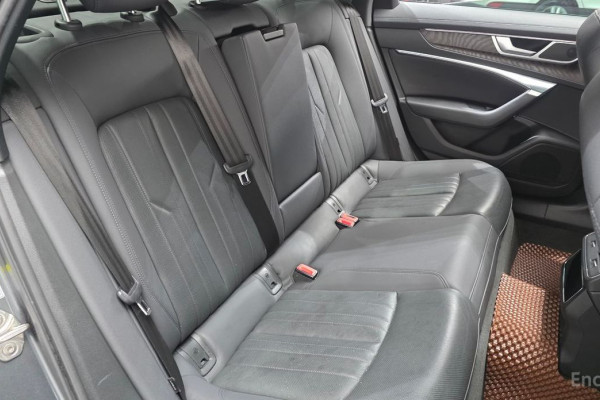 2020 Audi A6 с пробегом 117 919 км