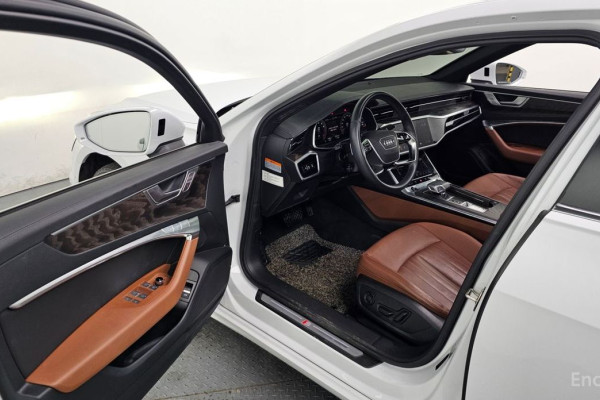 2021 Audi A6 с пробегом 64 057 км